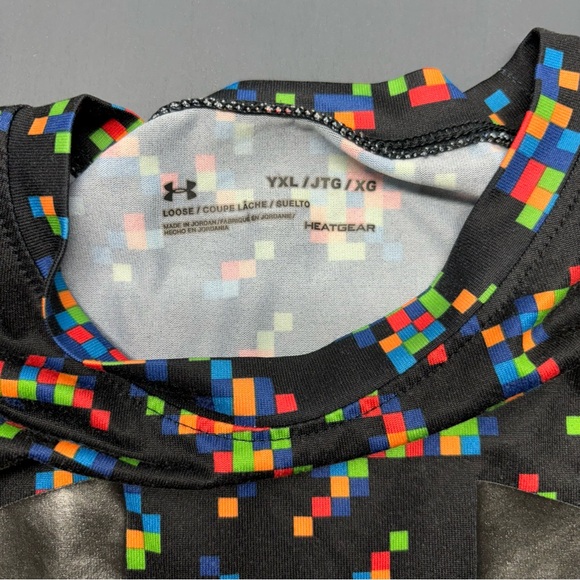 Boys Under Armour Digital T Shirt Sz XL - Picture 3 of 6